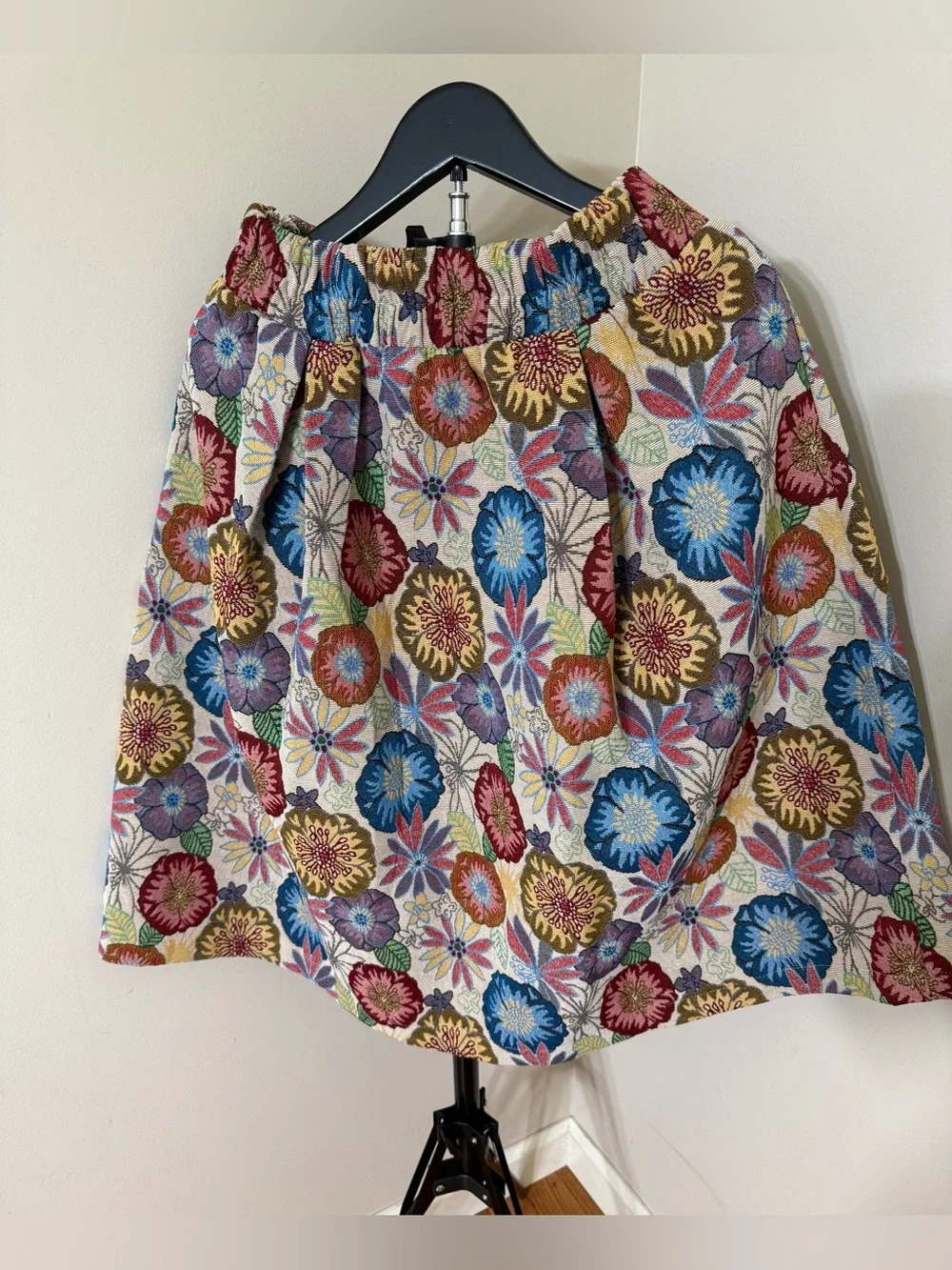 NWT ODDI Multicolor Women’s Skirt - Vibrant Pattern size Small